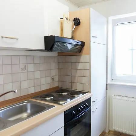 Apartamento Attractive In Bettenfeld Wiith Garden And Bbq
