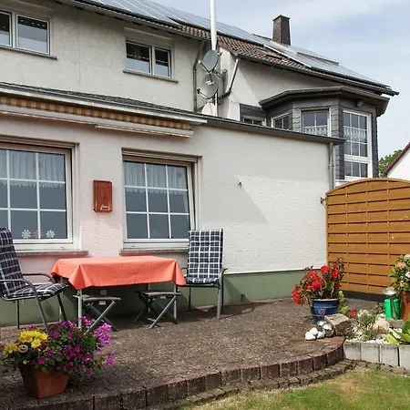 Attractive In Bettenfeld Wiith Garden And Bbq Apartamento
